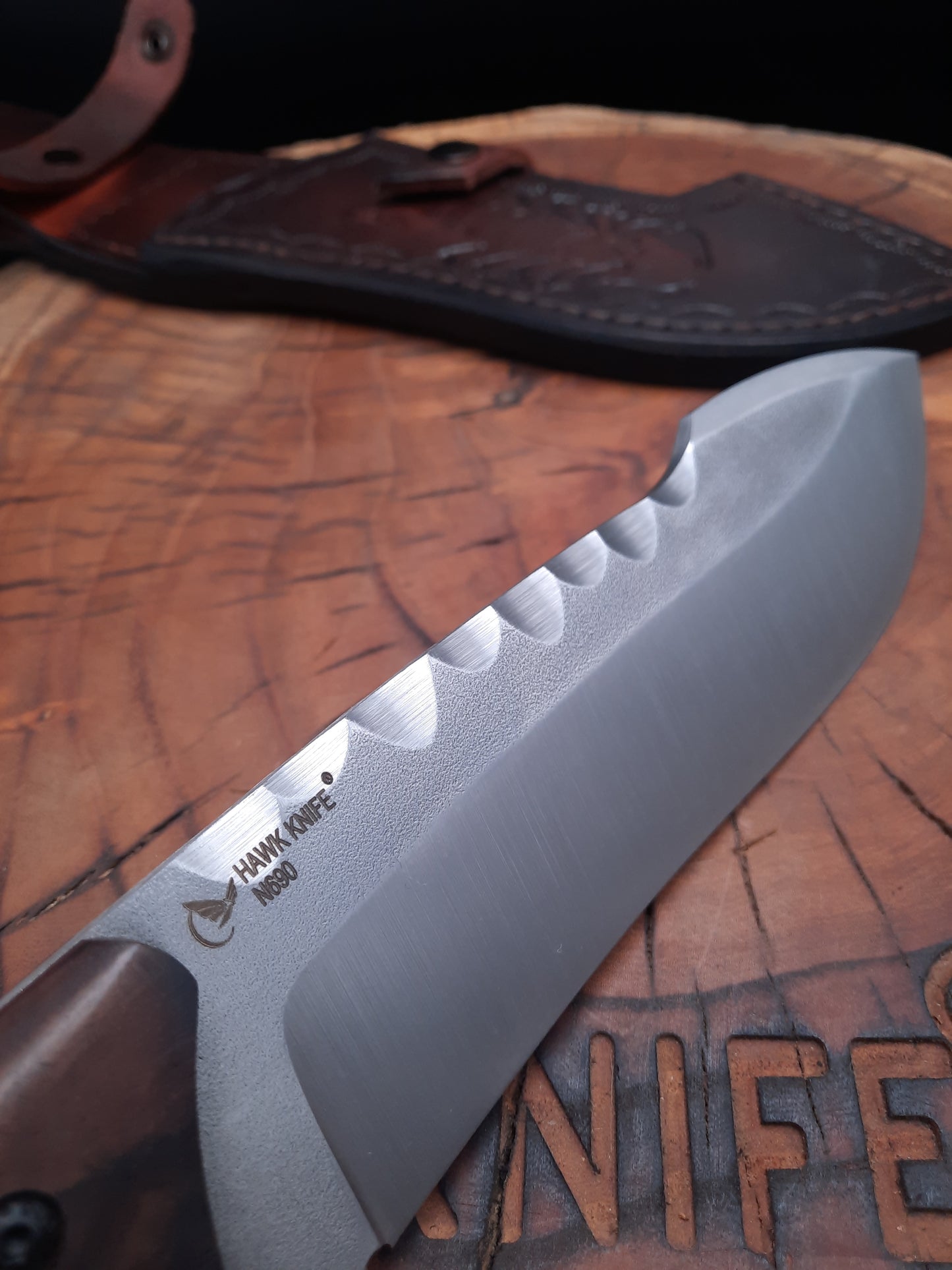 N690 OUTDOOR CAMPING - HUNTING KNIFE (MOD: TITANIC)